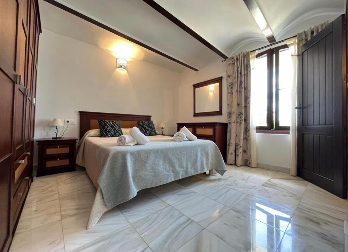 Cortijo Dominguez - Rural Experience Villa Lucena Exterior photo