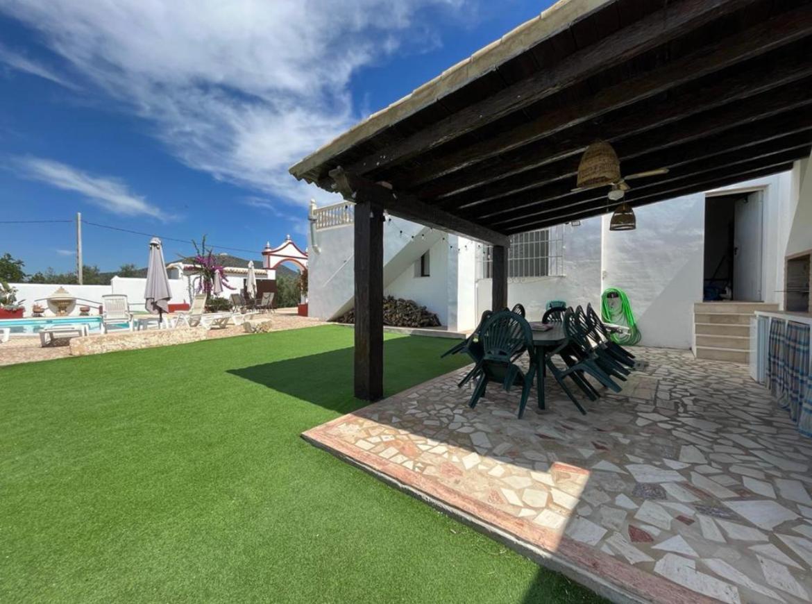Cortijo Dominguez - Rural Experience Villa Lucena Exterior photo
