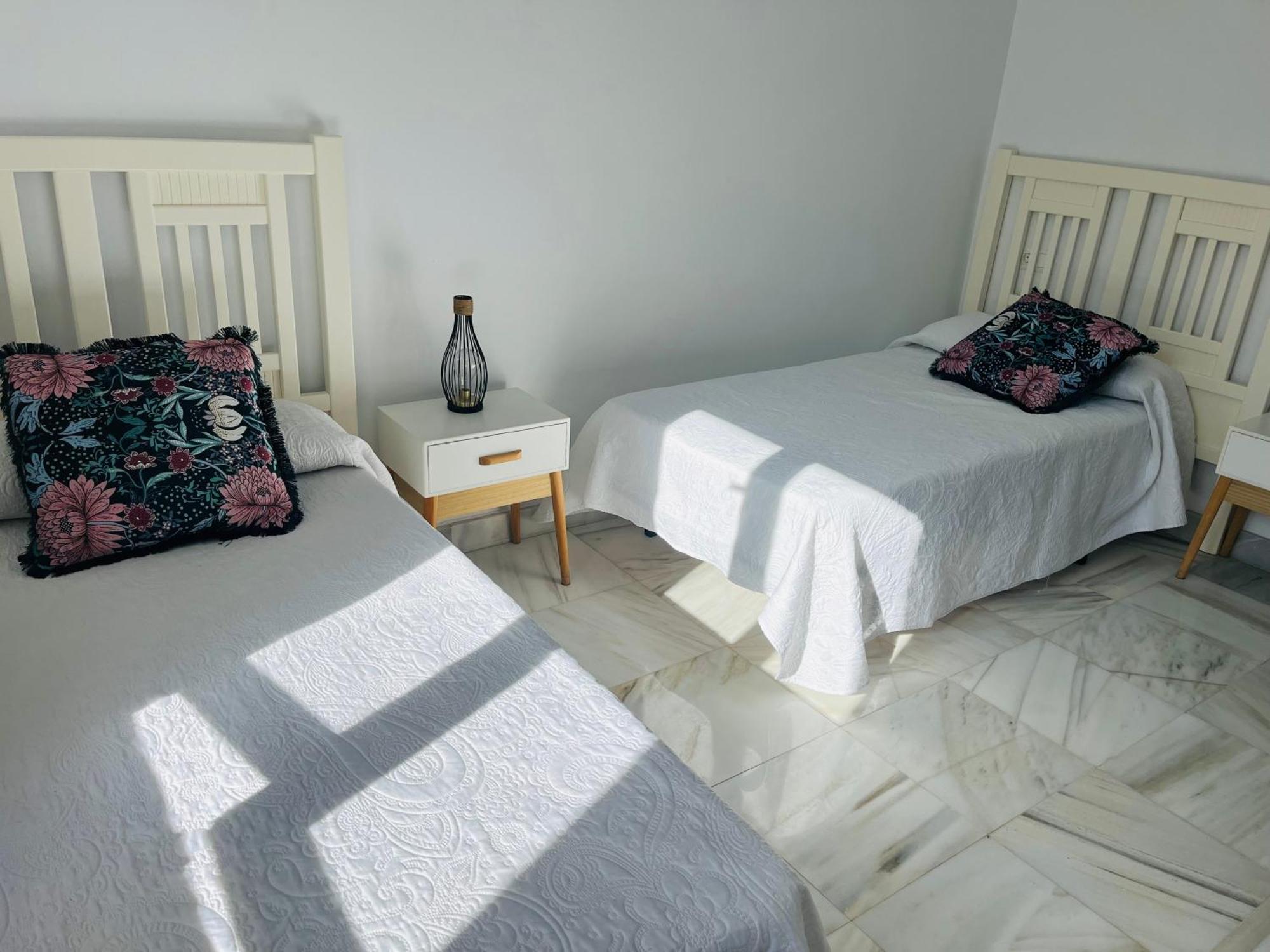 Cortijo Dominguez - Rural Experience Villa Lucena Exterior photo